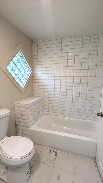 4015 Myrtle Avenue — photo 32