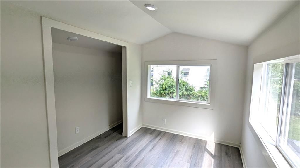 4015 Myrtle Avenue — photo 48