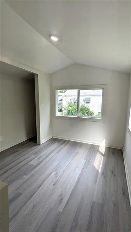 4015 Myrtle Avenue — photo 49