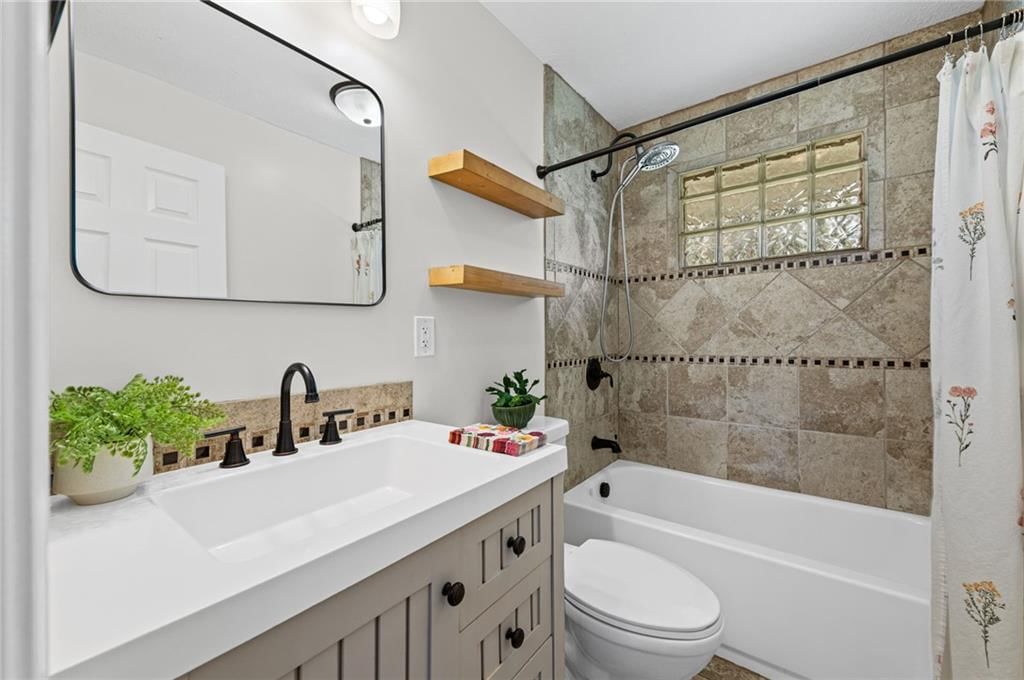 Photo 18 of 38, 6141 CATALINA Street, Fairway, KS 66205