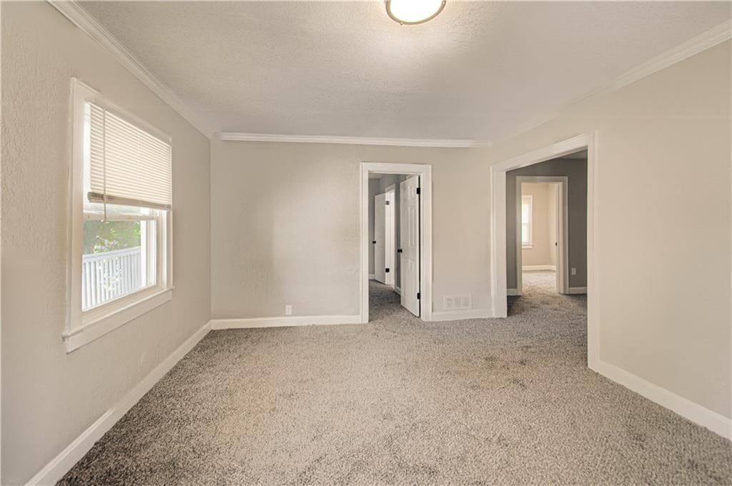 5900 Wabash Avenue — photo 12