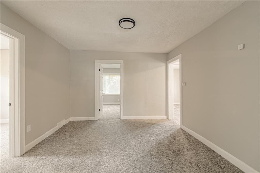 5900 Wabash Avenue — photo 15