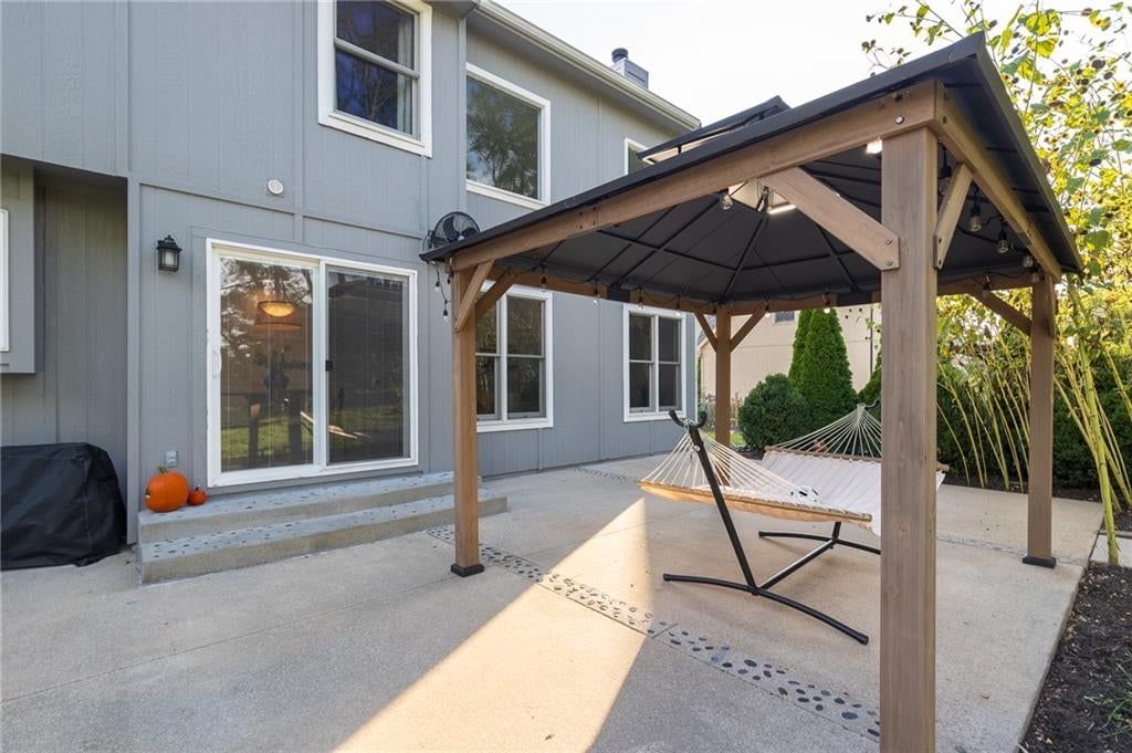 5002 NW 66th Terrace — photo 38