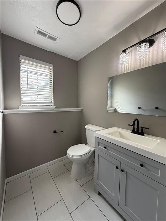 Photo 24 of 31 - 1415 W Ferrel Drive, Olathe, KS 66061