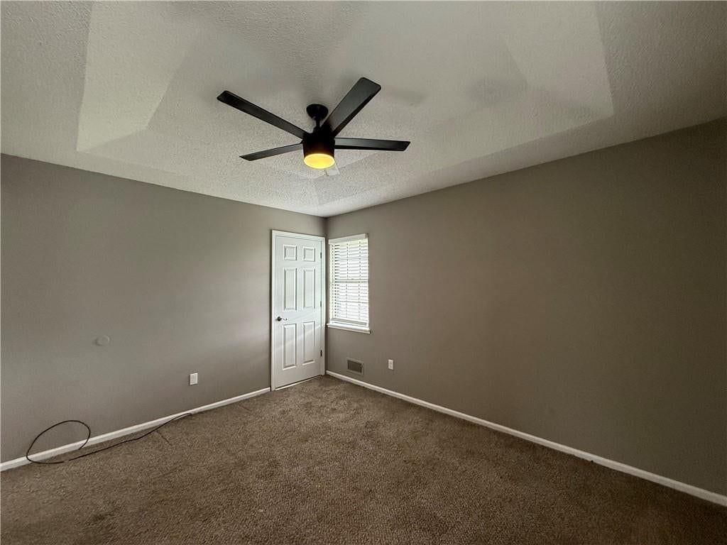Photo 31 of 31 - 1415 W Ferrel Drive, Olathe, KS 66061