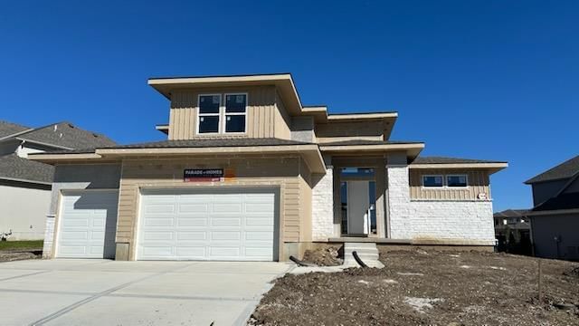 13020 W 174th Place, Overland Park, KS