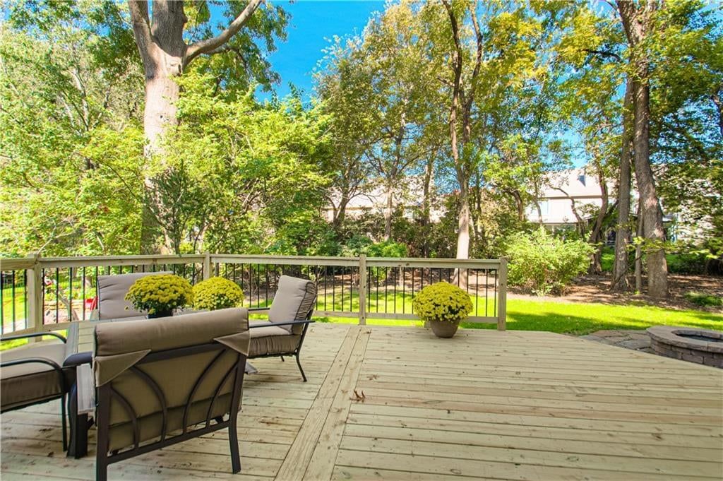Photo 11 of 57 - 5418 W 131st Terrace, Overland Park, KS 66209