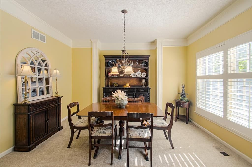 Photo 13 of 57 - 5418 W 131st Terrace, Overland Park, KS 66209