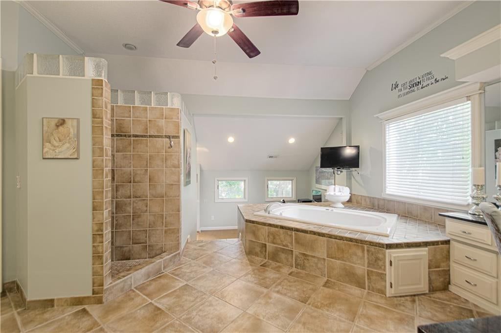 Photo 24 of 57 - 5418 W 131st Terrace, Overland Park, KS 66209