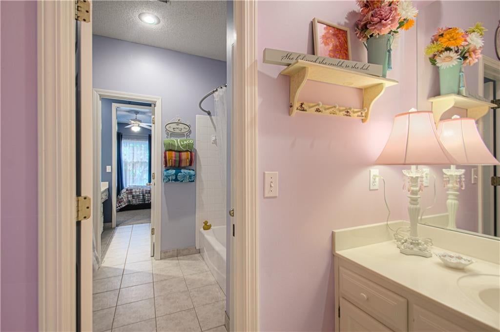 Photo 33 of 57 - 5418 W 131st Terrace, Overland Park, KS 66209