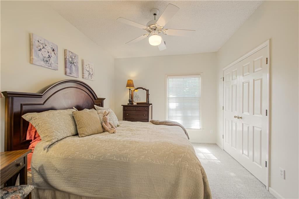 Photo 34 of 57 - 5418 W 131st Terrace, Overland Park, KS 66209