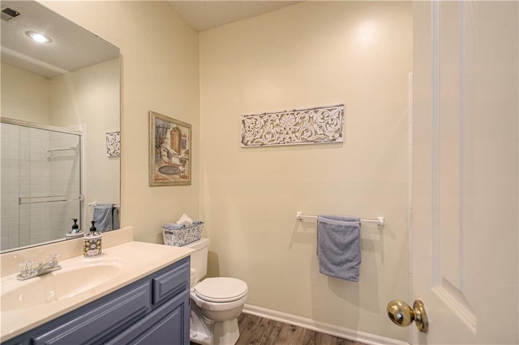 Photo 36 of 57 - 5418 W 131st Terrace, Overland Park, KS 66209