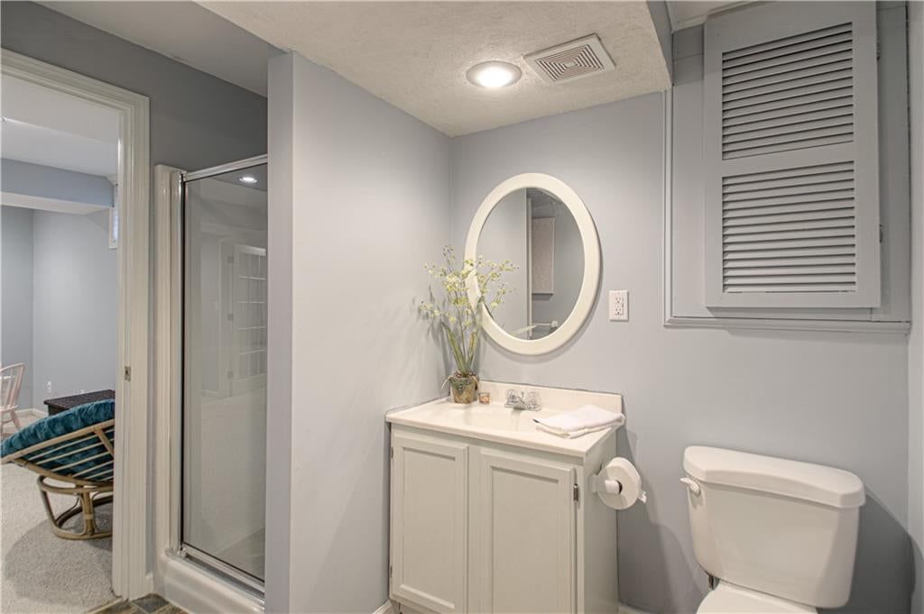 Photo 44 of 57 - 5418 W 131st Terrace, Overland Park, KS 66209