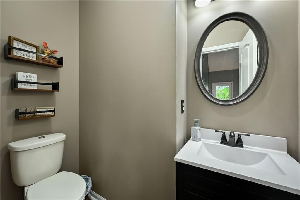 Photo 23 of 66 - 712 S Adams Street, Raymore, MO 64083
