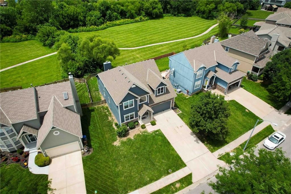 Photo 35 of 66 - 712 S Adams Street, Raymore, MO 64083