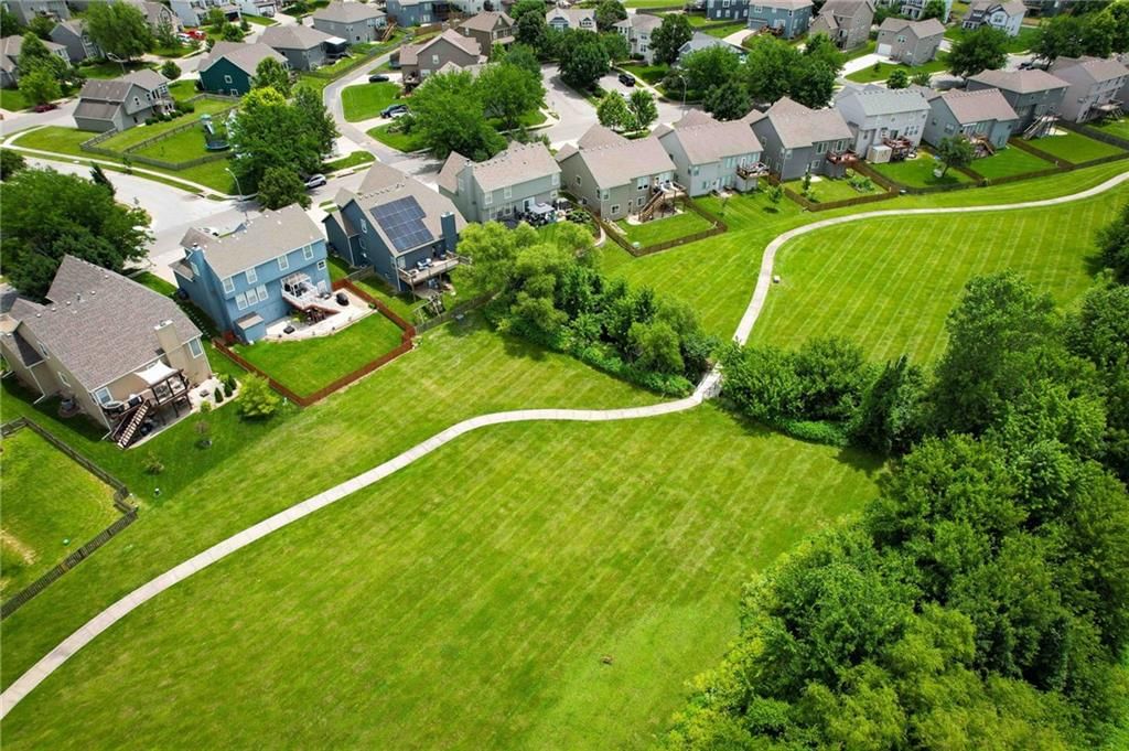 Photo 37 of 66 - 712 S Adams Street, Raymore, MO 64083