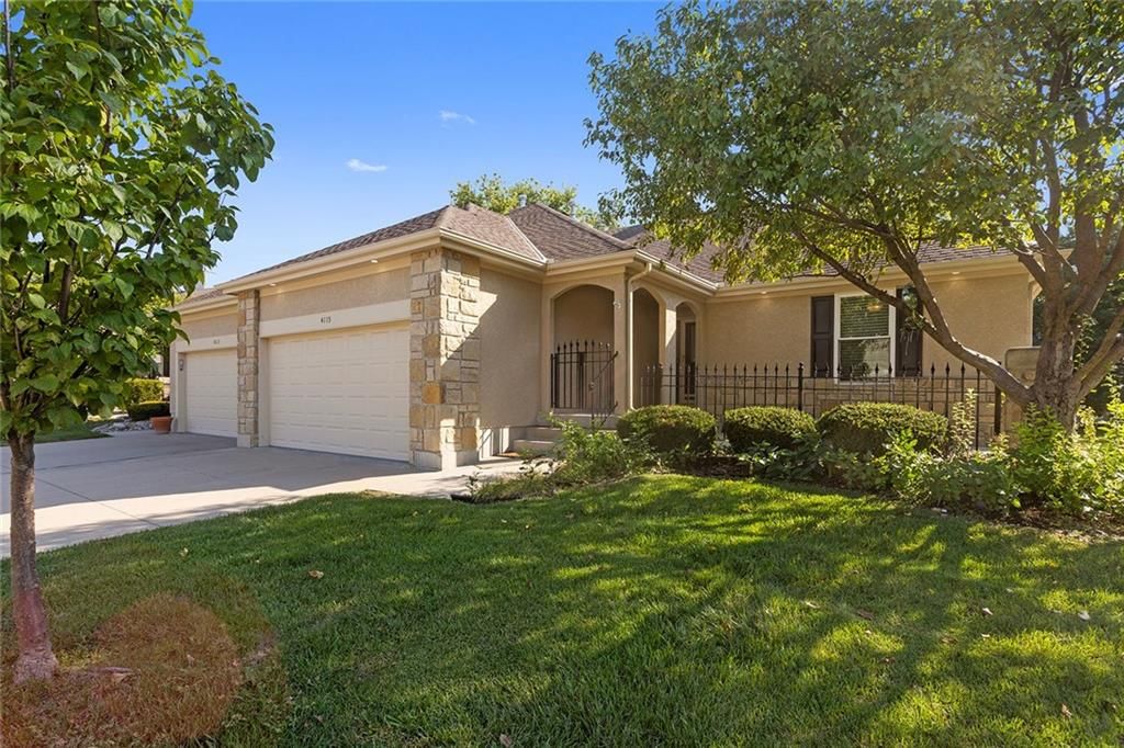 4115 SW Homestead Drive — photo 2