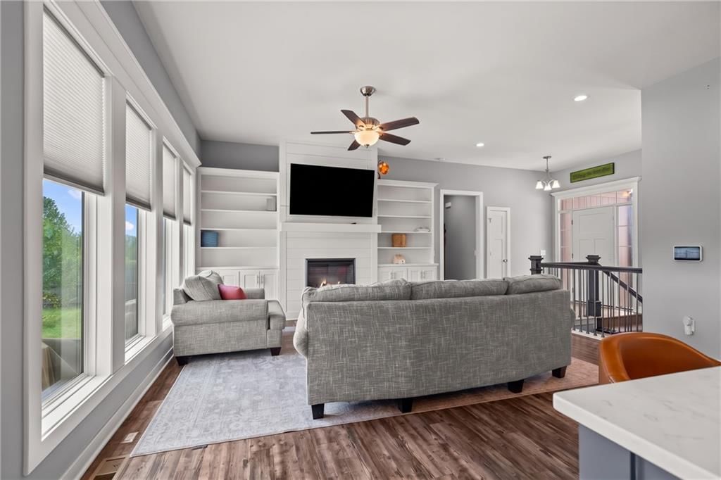 1201 Mesa Drive — photo 11