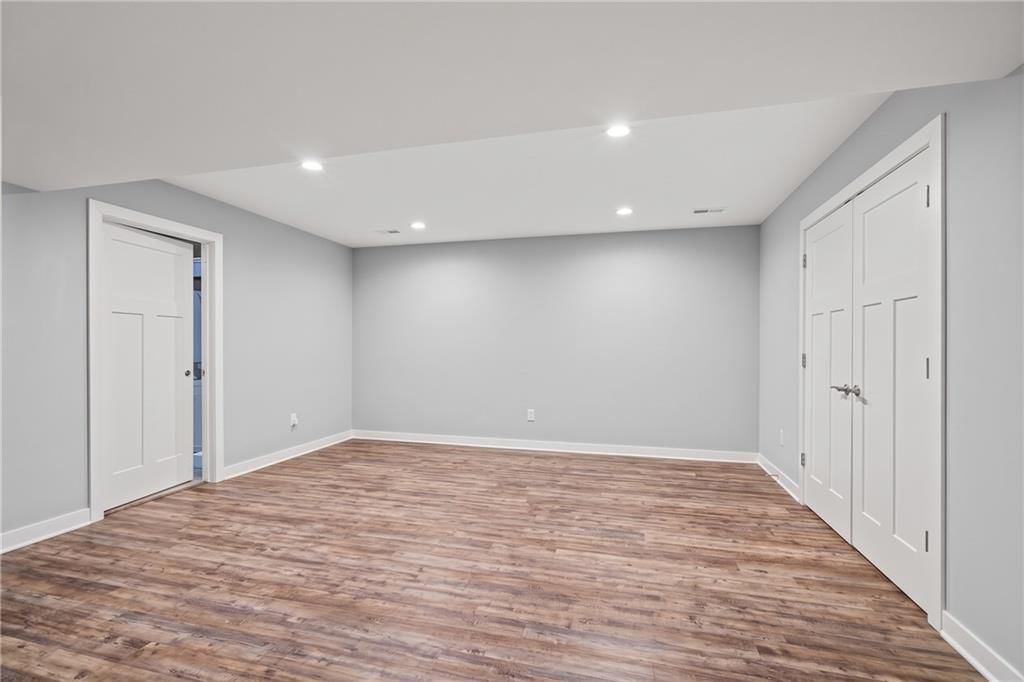 1201 Mesa Drive — photo 33