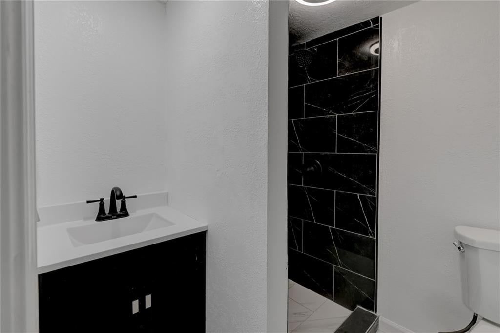 217 Woods Avenue — photo 5