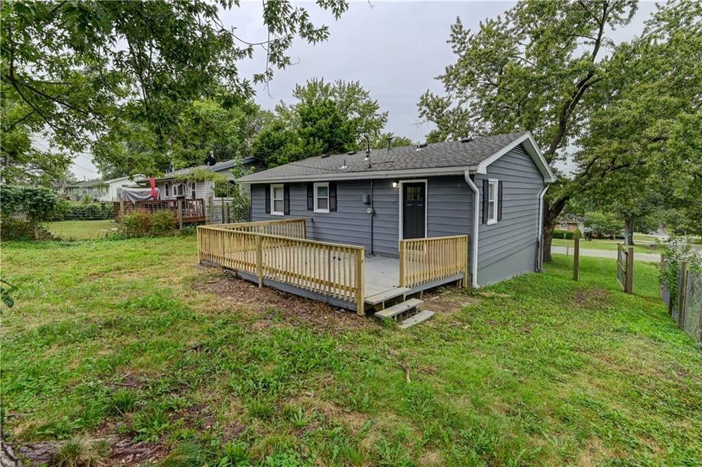217 Woods Avenue — photo 32
