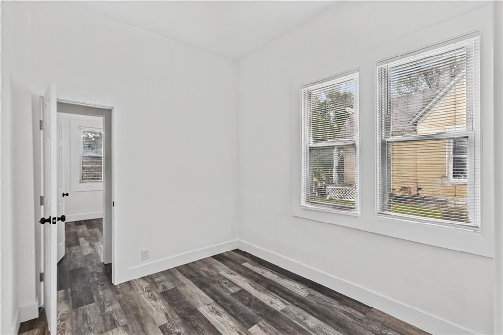 627 Sumner Avenue — photo 8