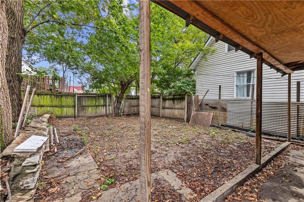 627 Sumner Avenue — photo 11