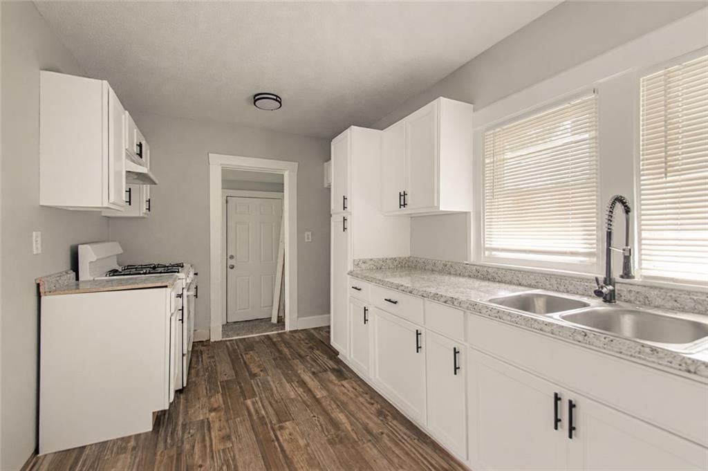 5721 Brooklyn Avenue — photo 7