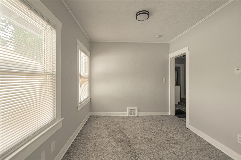 5721 Brooklyn Avenue — photo 15