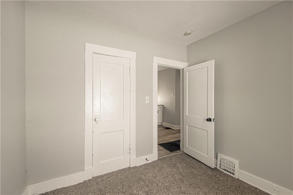 5721 Brooklyn Avenue — photo 18