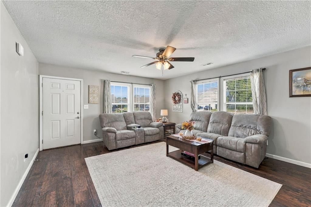 708 Meadow Court — photo 4