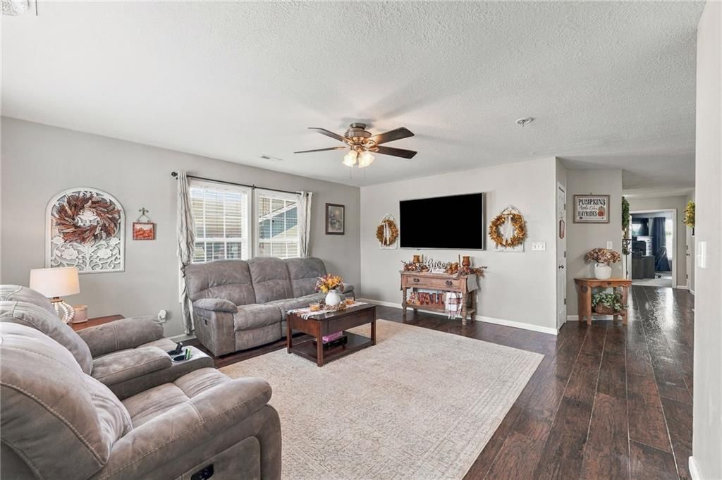 708 Meadow Court — photo 6