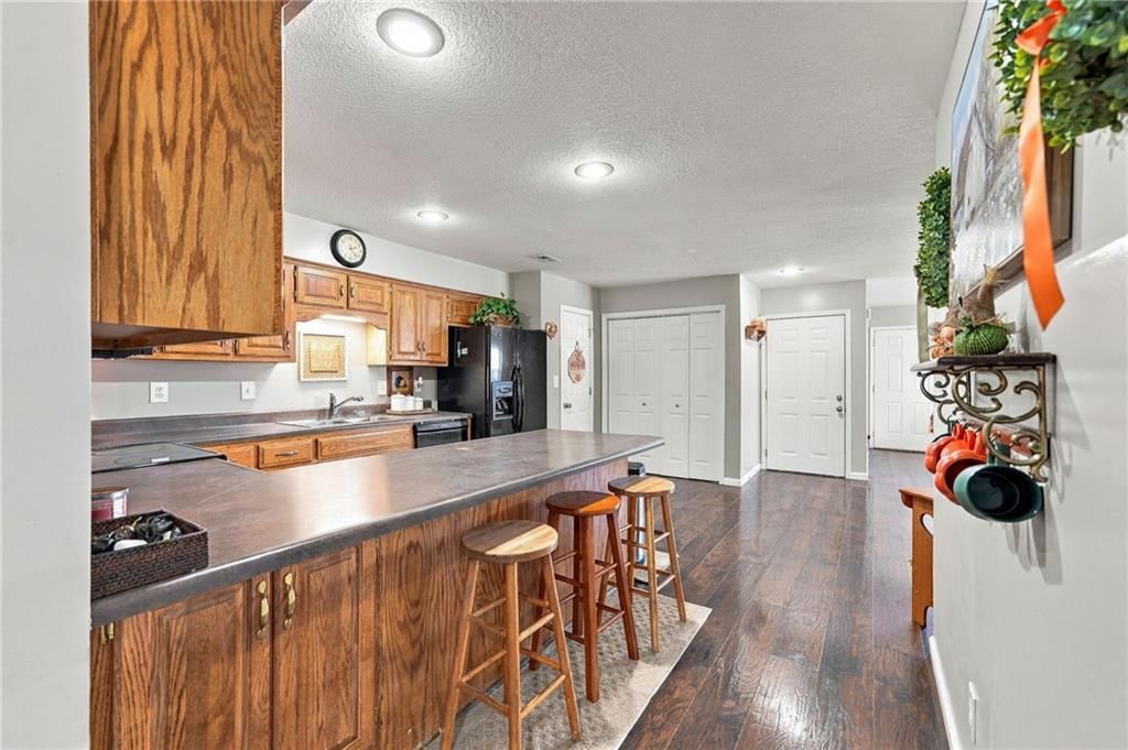 708 Meadow Court — photo 9