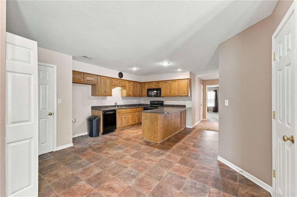 708 Meadow Court — photo 18