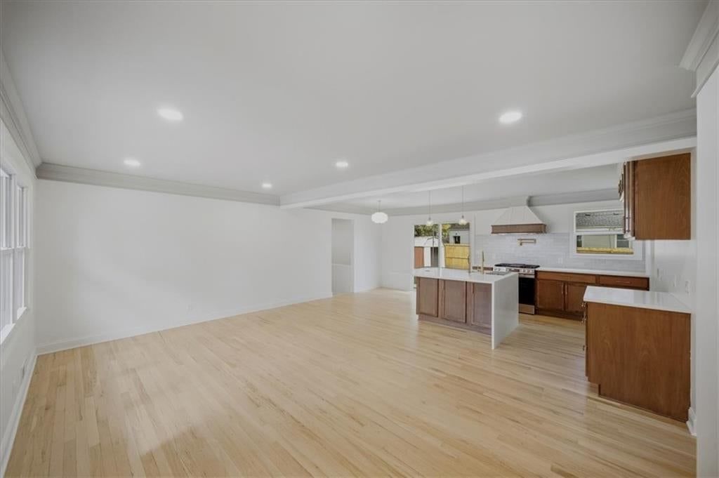 5806 W 75th Street — photo 8