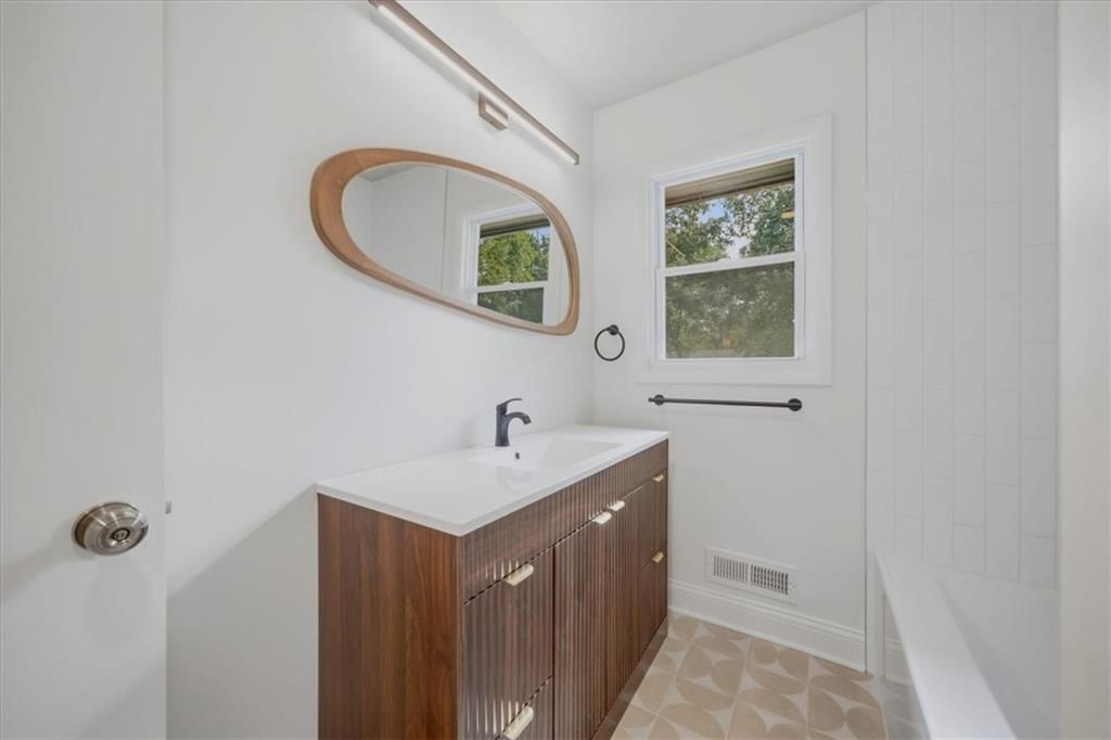5806 W 75th Street — photo 16