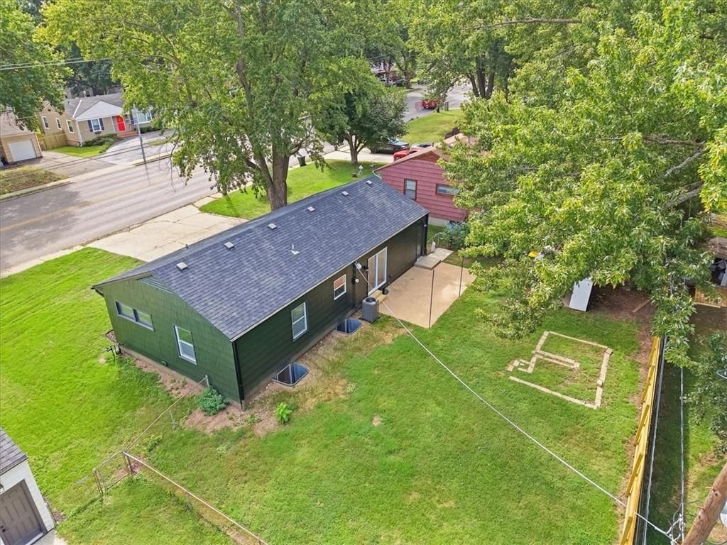 5806 W 75th Street — photo 35