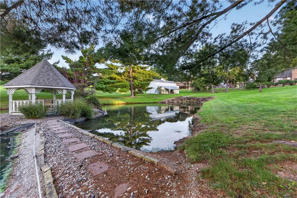 2303 Lynn Road — photo 84