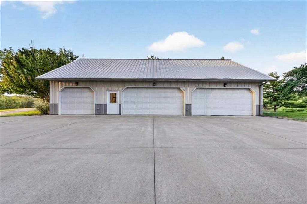 2303 Lynn Road — photo 92