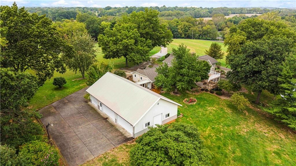 2303 Lynn Road — photo 93