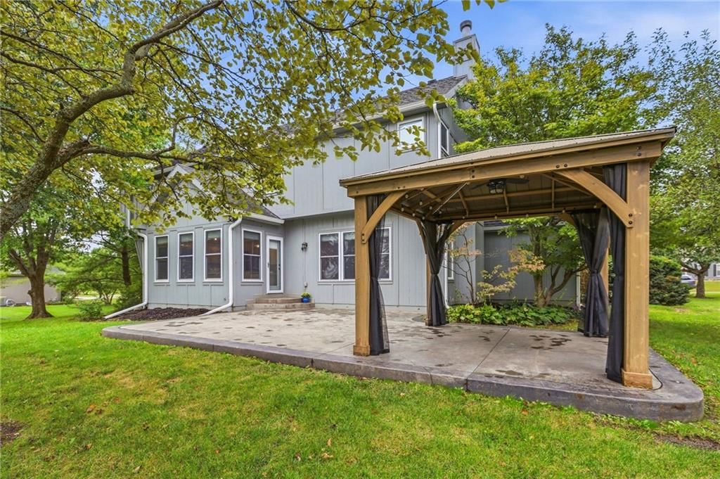 18437 Lamar Avenue — photo 48