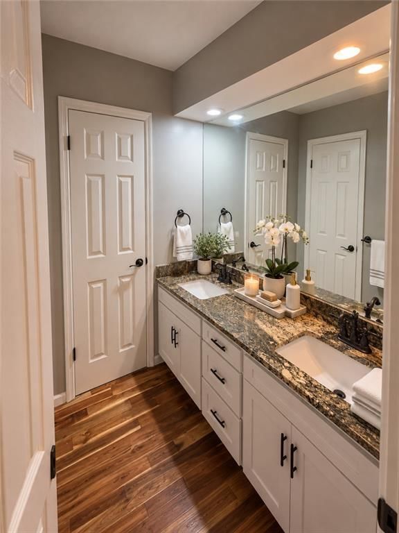 Photo 17 of 27, 9600 W 105TH Terrace, Overland Park, KS 66212