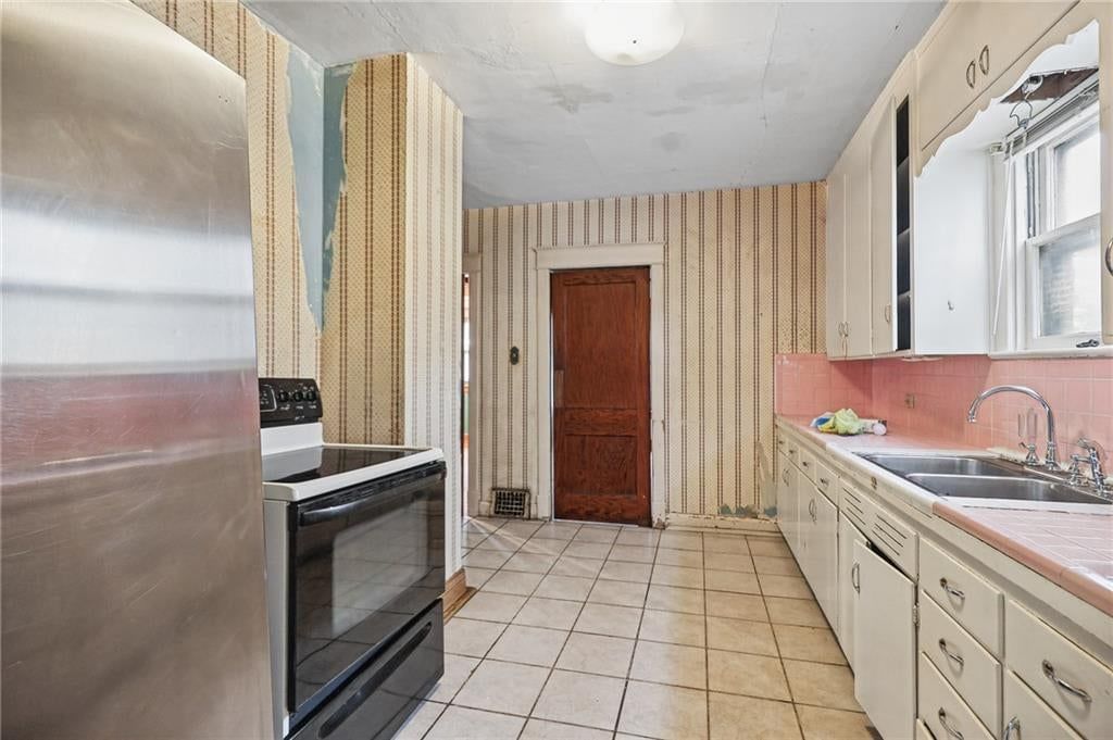 1400 Tauromee Avenue — photo 14