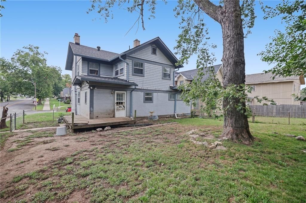 1400 Tauromee Avenue — photo 22