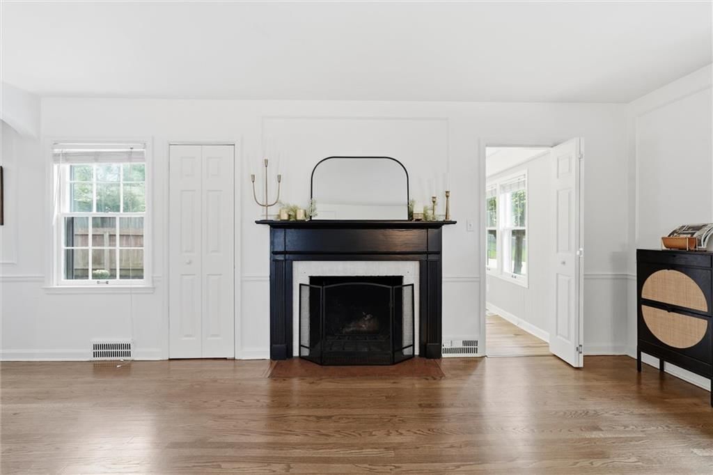 6827 Granada Lane — photo 13