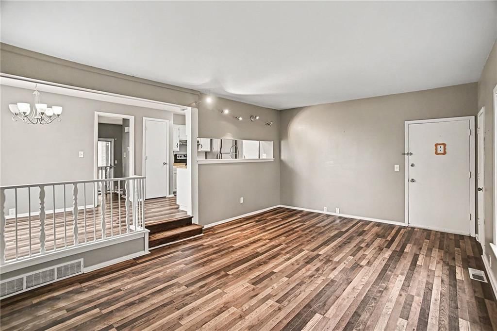 474 W 104th Street — photo 12