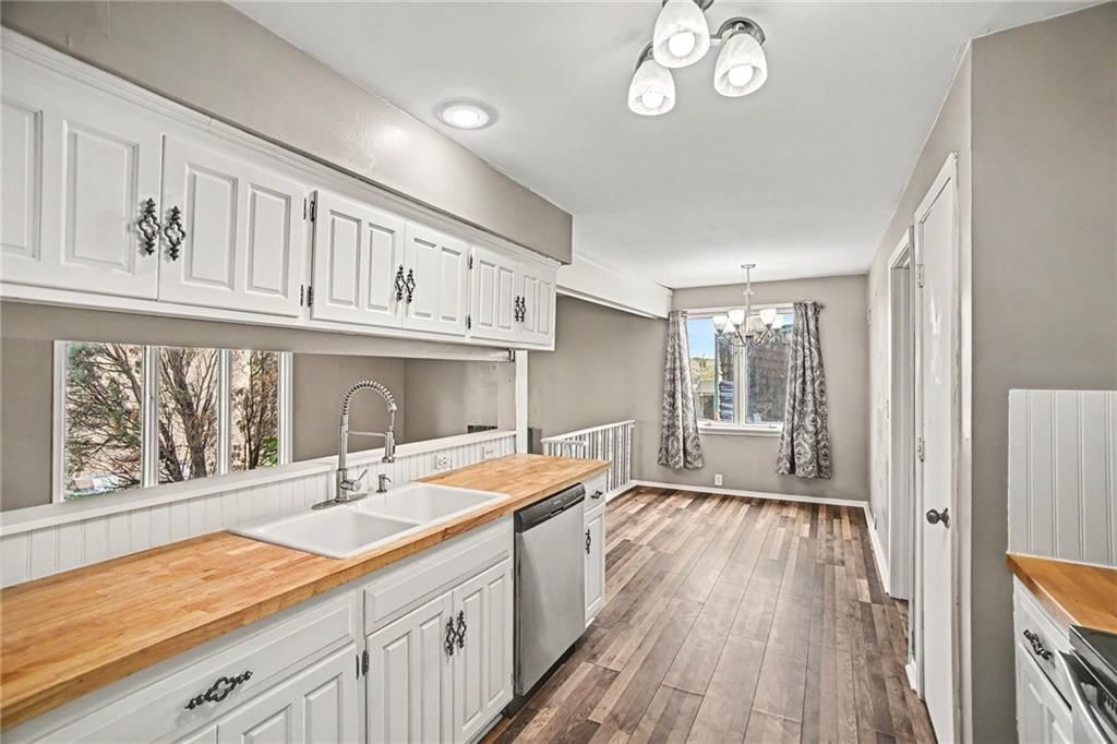 474 W 104th Street — photo 17