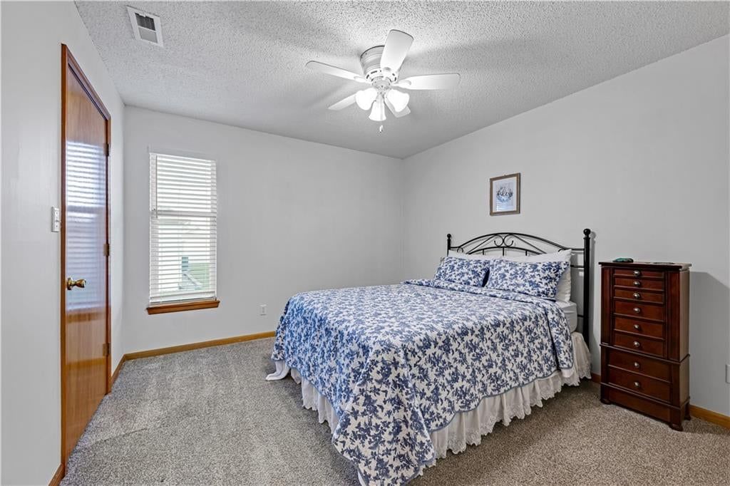 Photo 15 of 18 - 523 Mars Court, Raymore, MO 64083