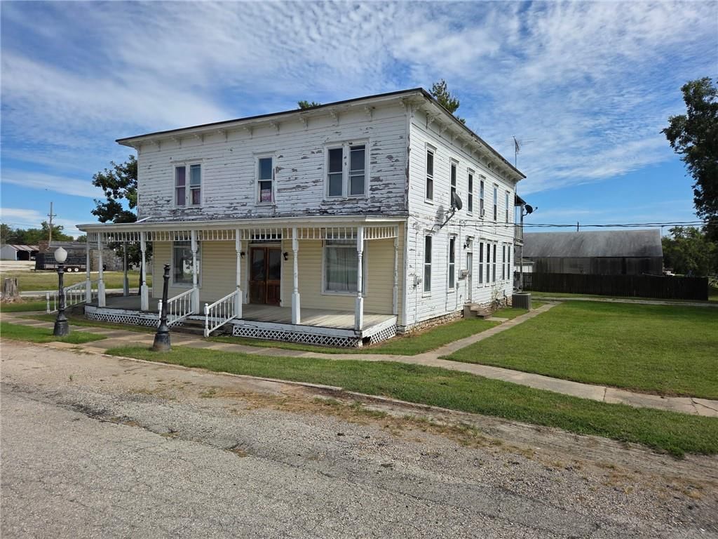 105 N 4th Street — photo 1