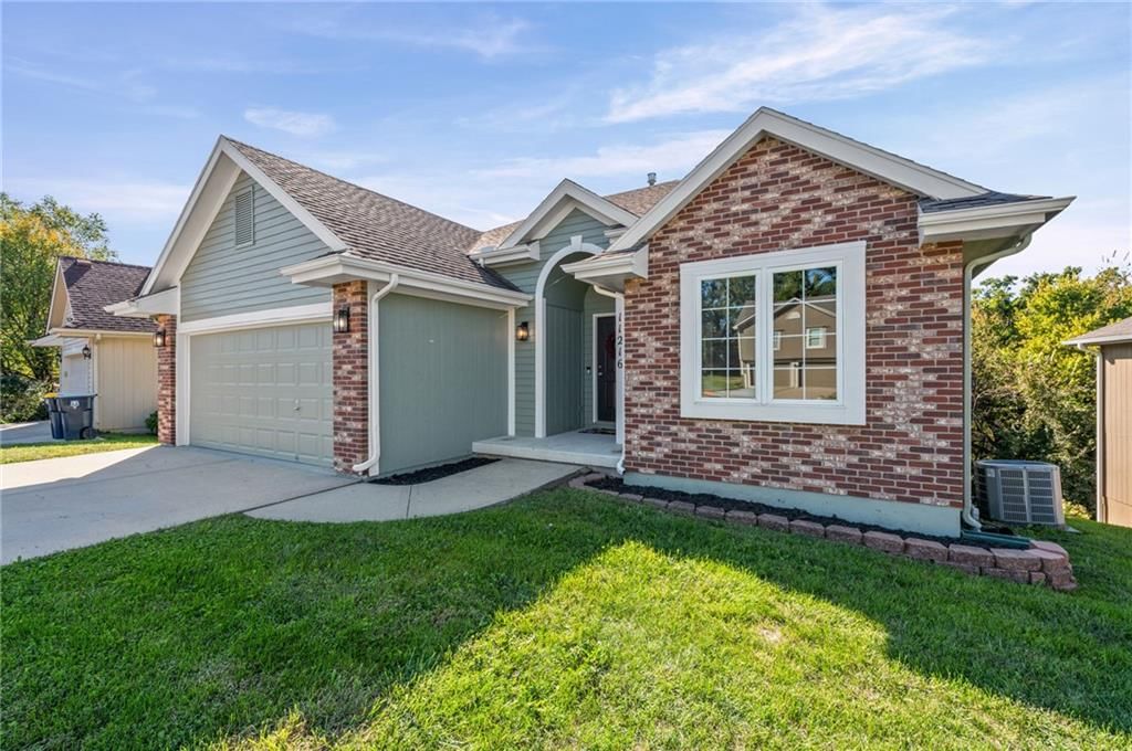 11216 N Lewis Avenue, Kansas City, MO: listing photo 3